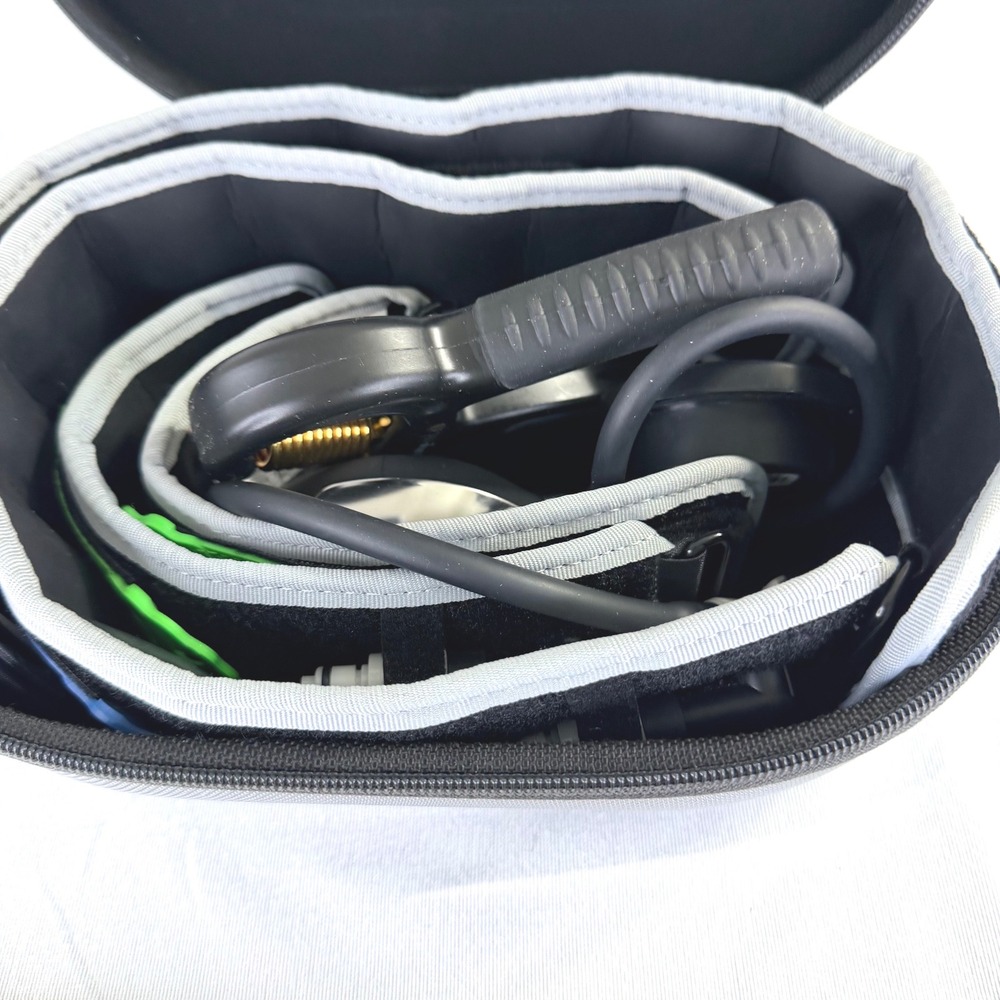 B Strong Blood Flow Restriction Training BFR Kit with Bands Pump and Case - Picture 3 of 7